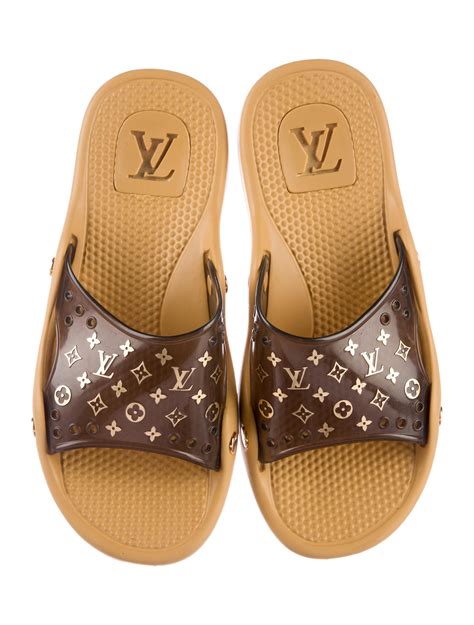 louis vuitton slide sandals.